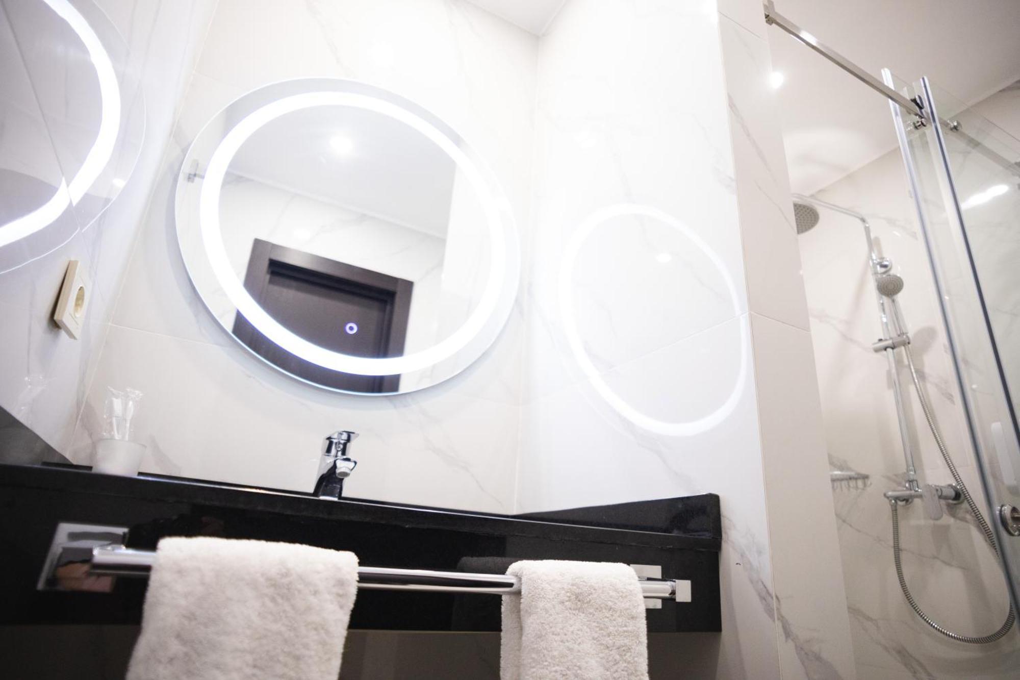 Resident Hotel Gogol Ałma Ata Zewnętrze zdjęcie
